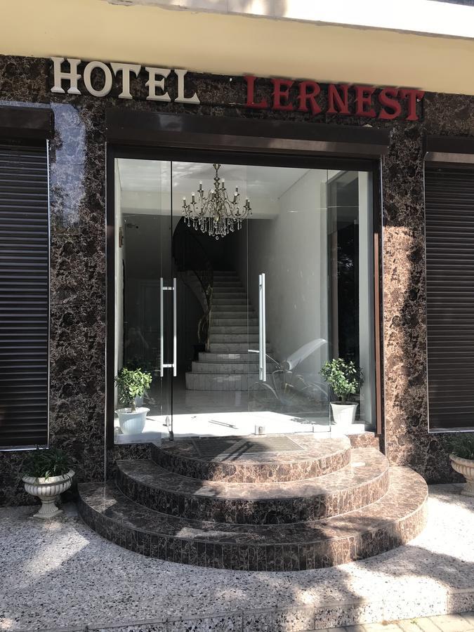 Lernest Hotel New Athos Екстериор снимка